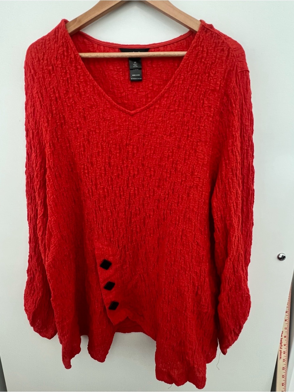 Ali Miles Red Textured V-Neck Women's Sweater
